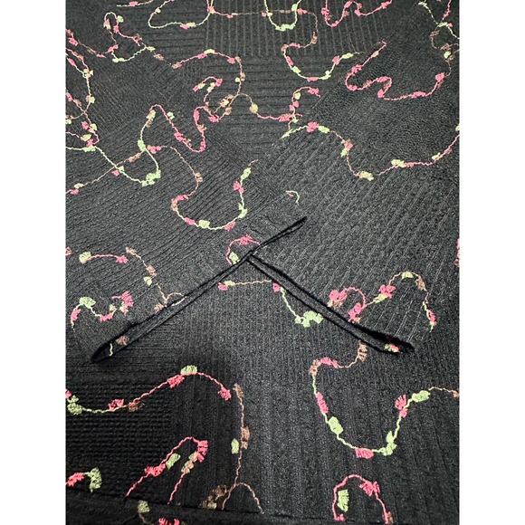 Vintage Good Clothes Classics Womens Black Blouse with embroidery - Large - Picture 14 of 14